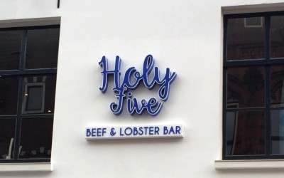 Holy Five arnhem doosletters met LED